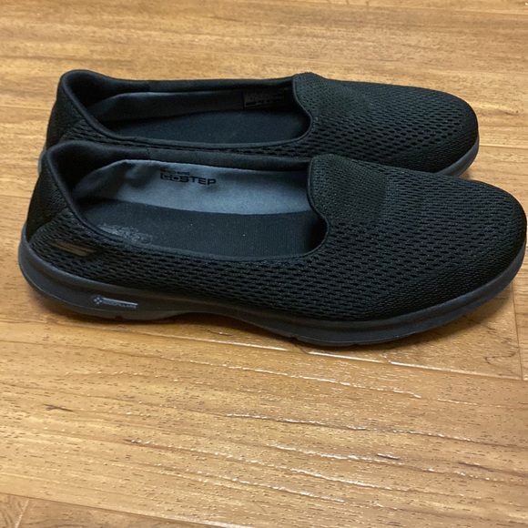 Skechers size 11 black go step goga pillars - Picture 5 of 12